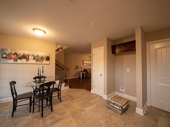 5th image of 60 Ridgeland Ests Lot 60