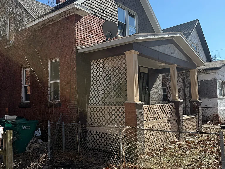 1908 N Union St — Photo 1