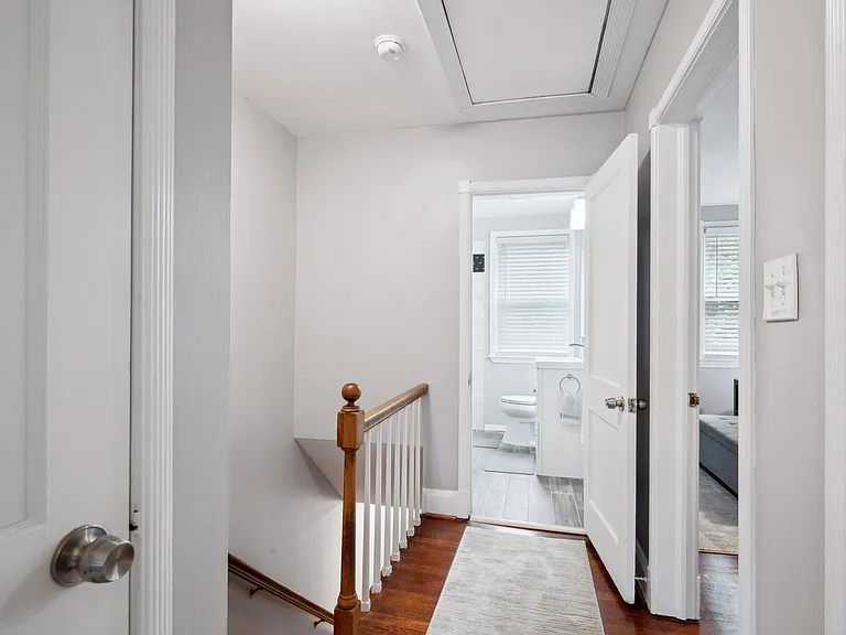 324 Westowne Rd — Photo 16