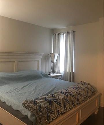 2nd image of 1205 Saint Charles Ave APT 213
