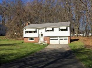 1 Seminole Dr, Danbury, CT 06811
