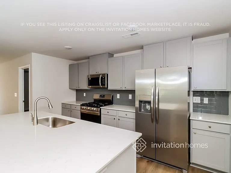 356 Hollingswood Dr — Photo 7