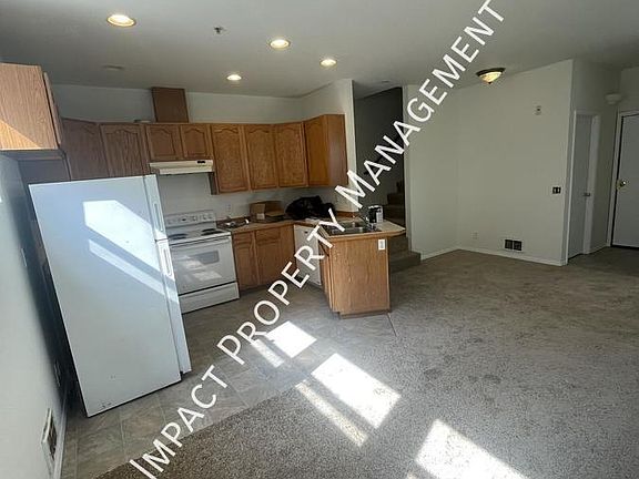 4th image of 3414 Wetmore Ave Unit 1