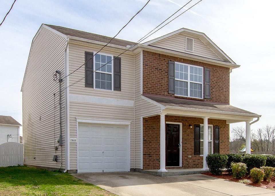 1st image of 2869 Creekbend Dr