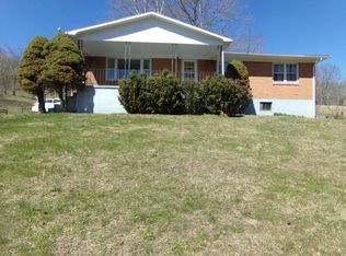 126 Ridgeway Ln, Ronceverte, WV 24970