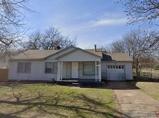 2208 NW 19th St, Lawton, OK 73507