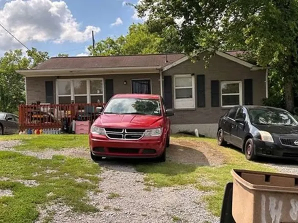 1483 Dolan Rd, Nashville, TN 37218