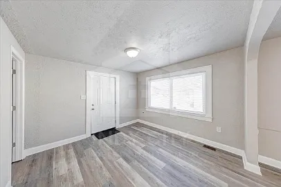 3639 N Emerson Ave — Photo 7