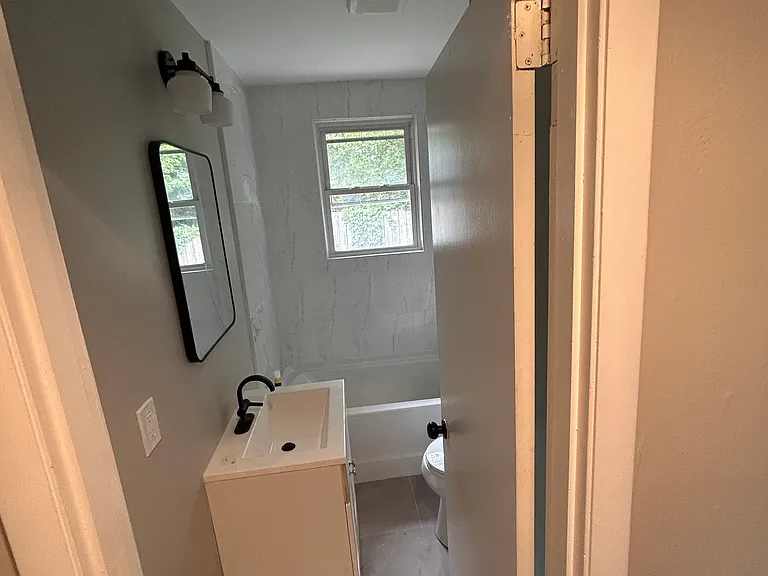 1205 Cline Ave #B — Photo 10