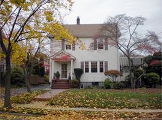 12 Bounty St, Metuchen, NJ 08840