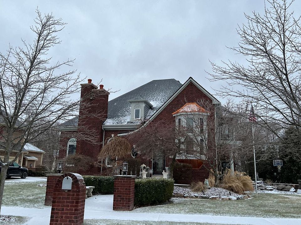 1st image of 808 Glen Meadows Dr