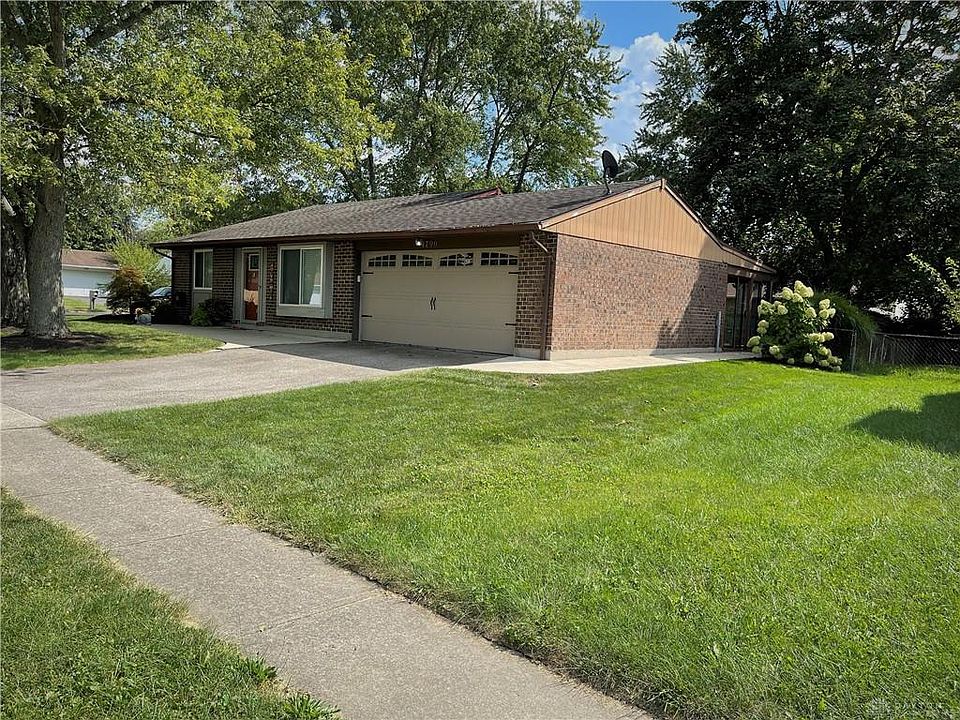 1st image of 4790 Pinecroft Ct