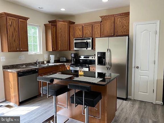 3rd image of 7732 Timbercross Ln