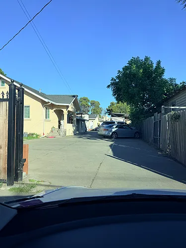 (Undisclosed Address) Photo 1