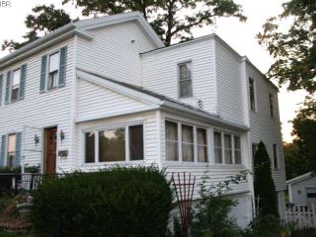 2nd image of 7138 Main St