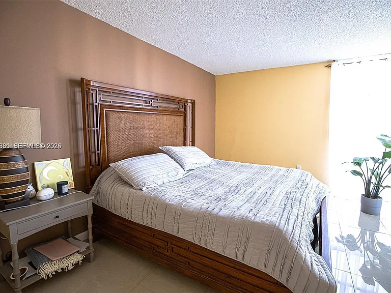 3701 N Country Club Dr #902 — Photo 8