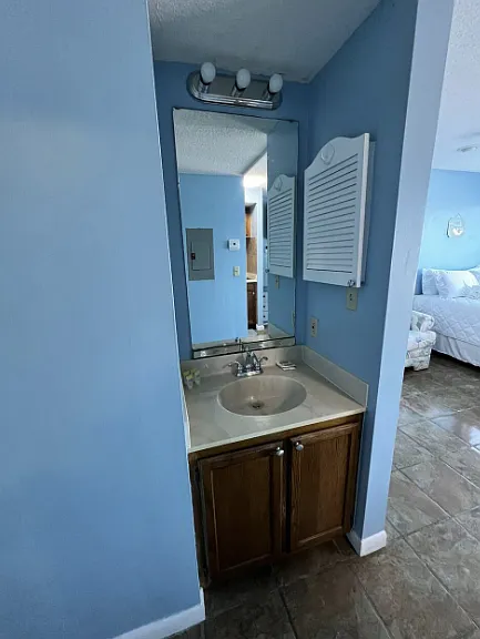 5905 S Kings Hwy #409 — Photo 14