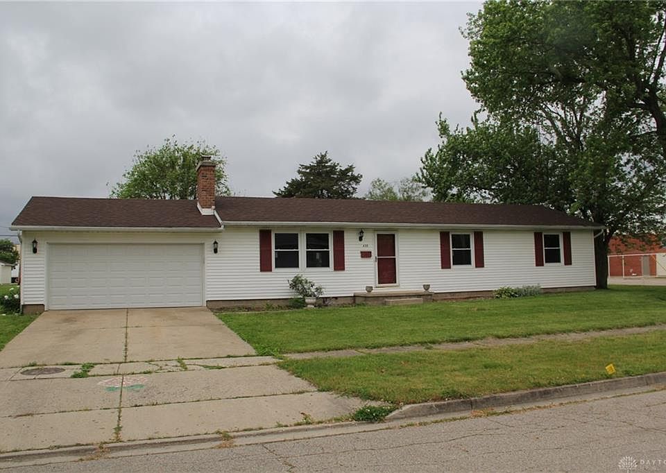 1st image of 439 N 4th St