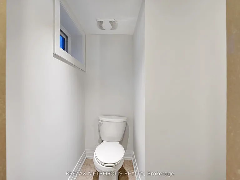 268 Penn Ave #BASEMENT — Photo 13