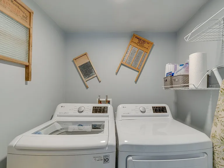 Laundry Room Cabinet