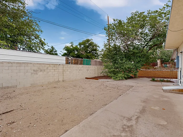 2913 San Joaquin Ave SE — Photo 13