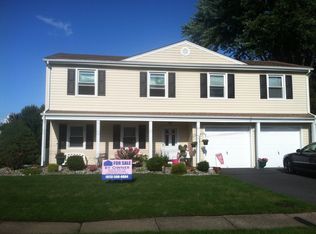 10 Knollwood Rd, Flanders, NJ 07836