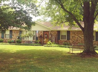 2210 Lynnwood Dr, Greenbrier, TN 37073