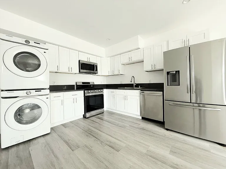 1260 Leighton Ave — Photo 21