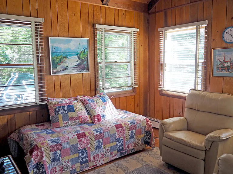 Surf Dr — Photo 13