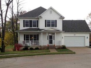 42 W Village Cir, Davenport, IA