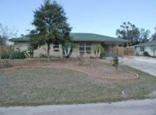1907 Oakland Park Dr, Lake Wales, FL 33898