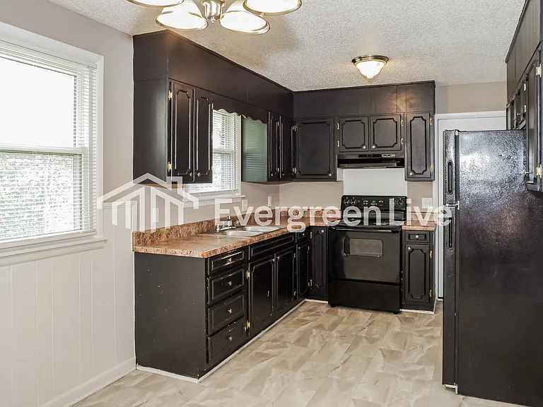 3216 Teton Dr NW — Photo 6