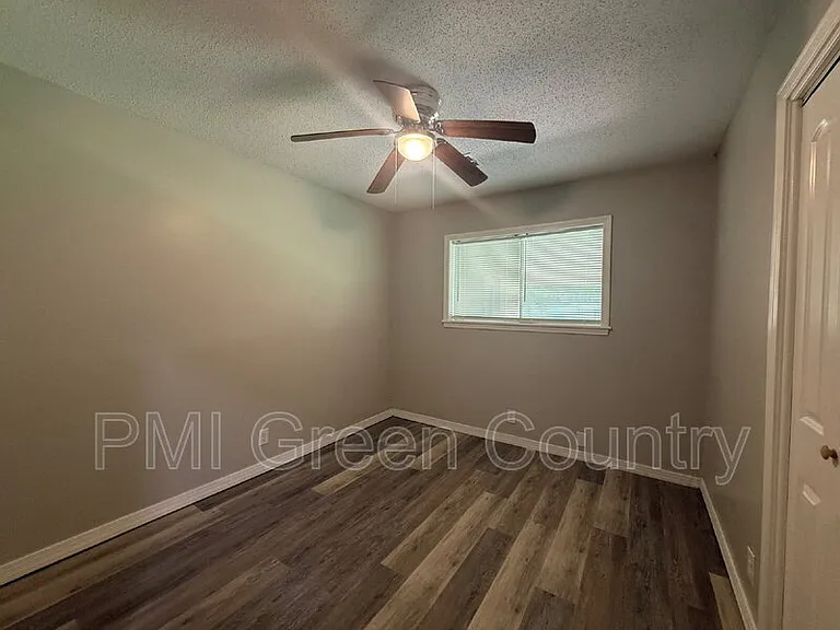 3425 S 114th East Ave — Photo 12
