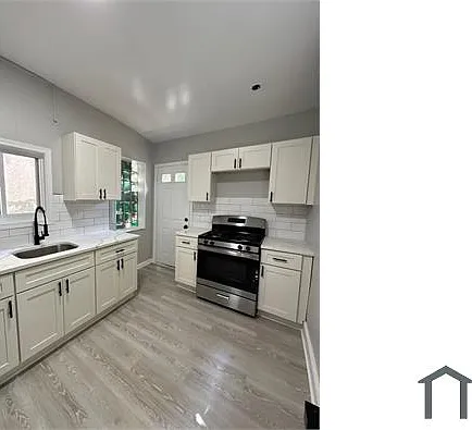 3 bed, $2,500 — Photo 1
