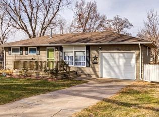 1700 Dover Cir, Salina, KS 67401