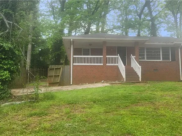 606 Warren Ave, Scottdale, GA 30079