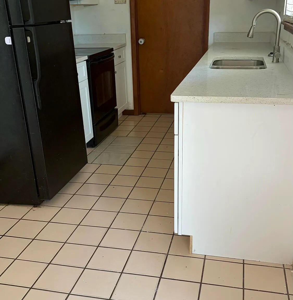 3 bed, 2.0 bath, 1120 sqft, $1,895 — Photo 3