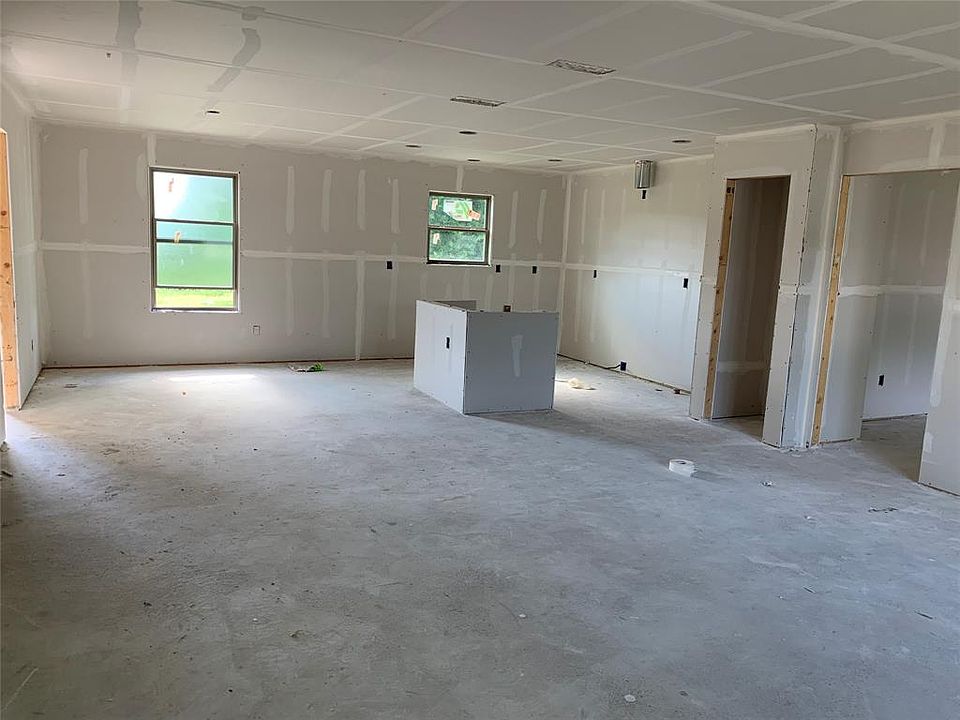 2nd image of 159 Valley Lake Ln