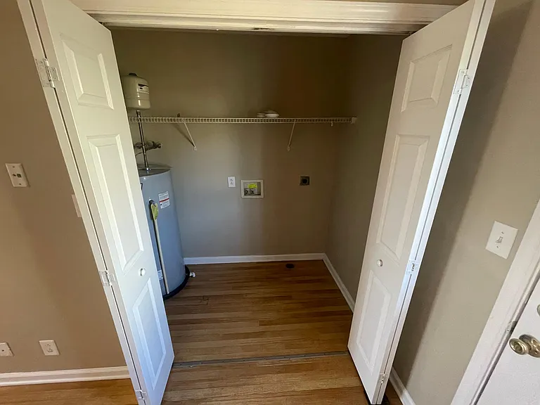1368 William Suiters Ln — Photo 6