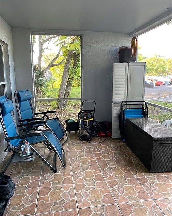 1st image of 2404 Northlake Dr #2404