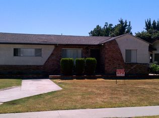 9218 Walnut St, Bellflower, CA 90706