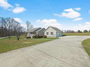 140 Gena Cir, Sparta, TN 38583