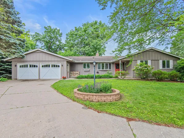 815 Hazel Ct, Mendota Heights, MN 55120