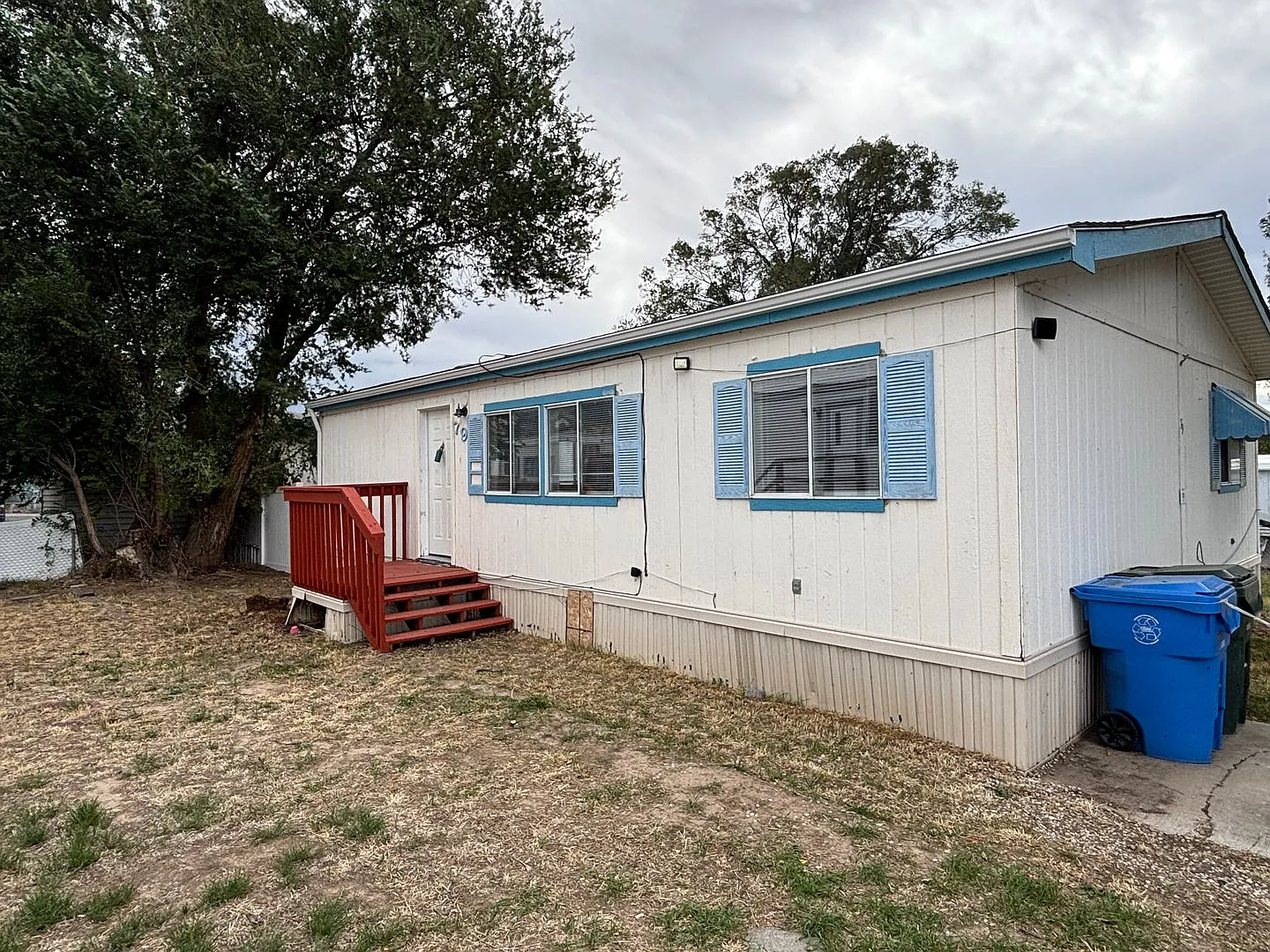 Single Family Mobile Home — Photo 1