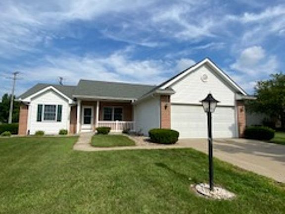2nd image of 128 Redspire Blvd