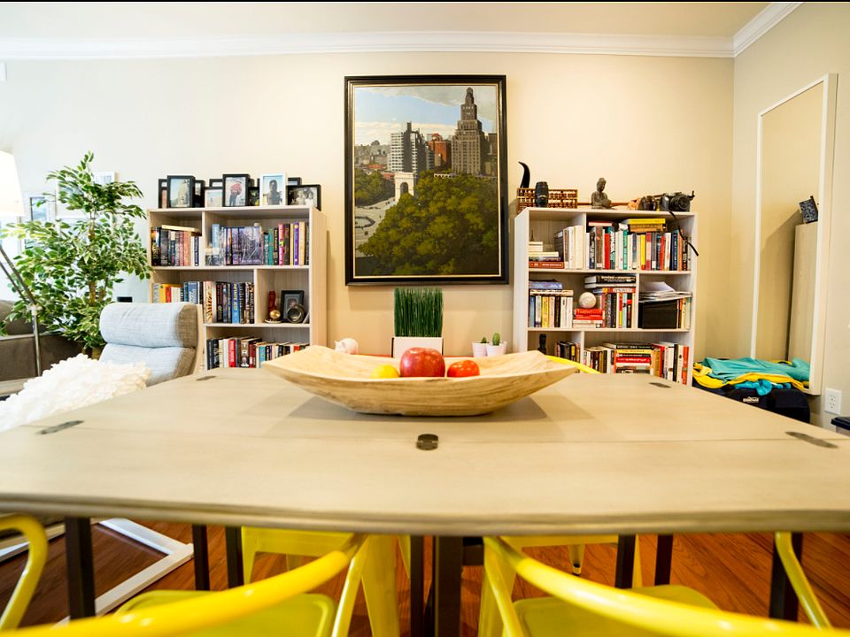 Dining area big enough to seat 8