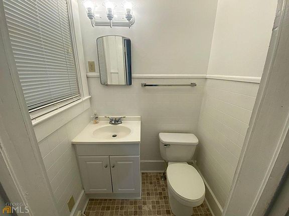 Bedroom 2 half bath
