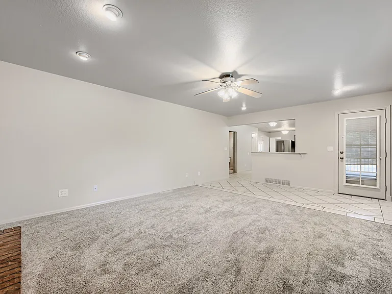 2821 E Serendipity Cir — Photo 12