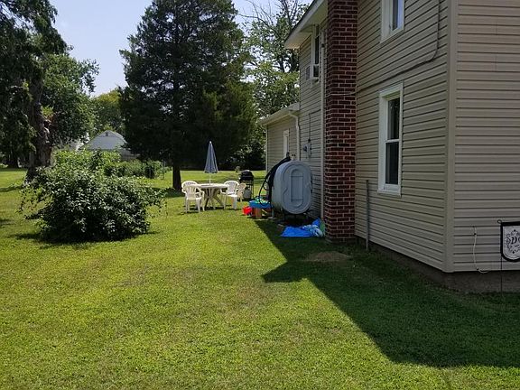 2nd image of 102 Dolbow Ave