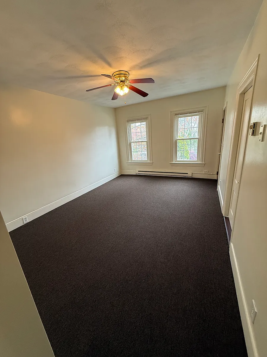 Building Photo - 13 Brayton Ct #2